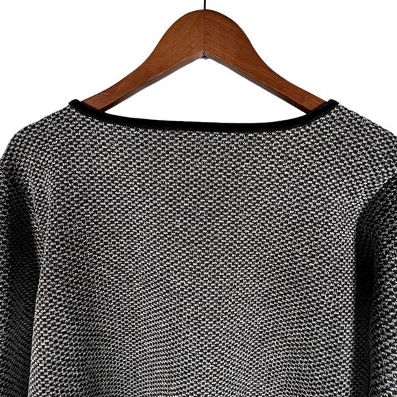 Karl Lagerfeld Paris Womens Black and White Embellished Top Size Medium - Picture 6 of 8